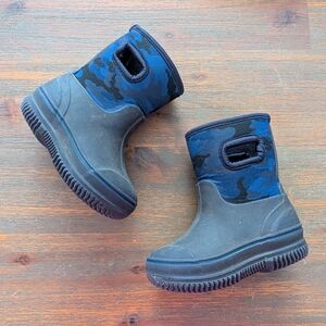 Kids Blue Camo Rain Boots